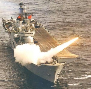 Авианосец "Инвинсибл"