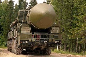 Ракетный комплекс Тополь М. Вид спереди.