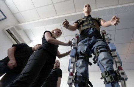 Появился первый экзоскелет российского производства ExoAtlet Albert II