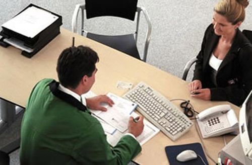 Более триллиона рублей непогашенных кредитов россиян