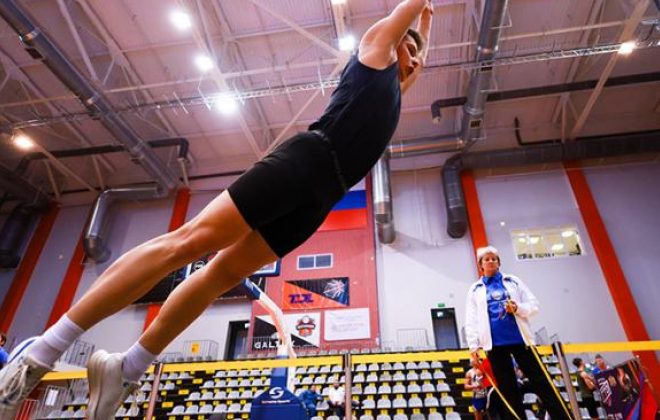 Чемпион Дмитрий Васильев: На спортплощадки лозунгами не заманишь