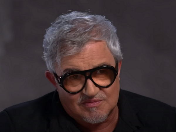 Дибров впервые отреагировал на скандальное видео с расстегнутой ширинкой