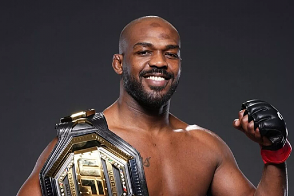 В ответ на критику Джон Джонс высказался о своей поездке в Чечню