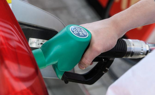Сговорчивость государства и нефтяников станет залогом стабильных поставок бензина