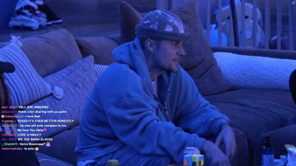 Justin Bieber suffers fall from electric skateboard5