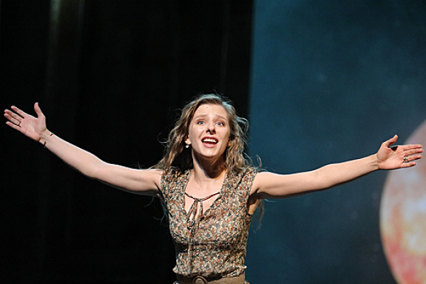 После расставания с Авербухом Лиза Арзамасова буквально взорвала информационное поле