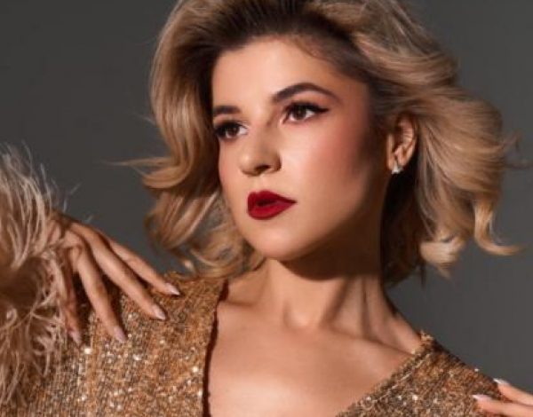 «Поэт года 2024» Злата Дар делится своим творческим путем