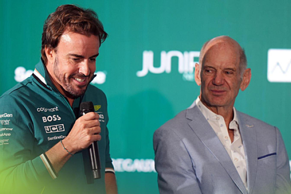 Пилот Aston Martin дал оценку новому назначению Ньюи