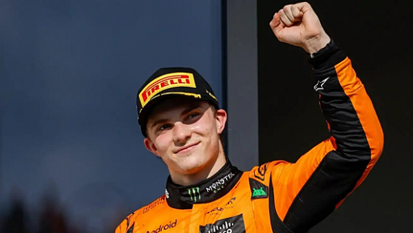 Гонщик команды McLaren удостоен высочайшей австралийской награды