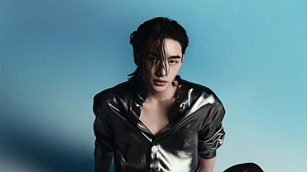 Значительная часть средств российской K-pop фанатки ушла на преследование певца