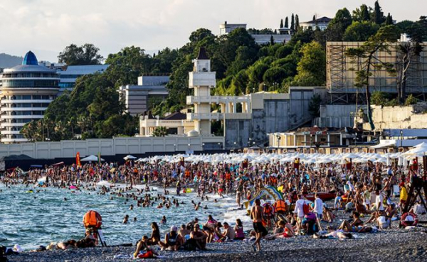 Сочи-2025: Цены на отдых взлетели до небес, в то время как турецкий Кемер предлагает более доступные варианты