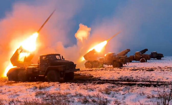 16 ноября: Украинский националист бьет тревогу, утверждая, что оборона рушится