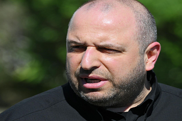 Умеров не выдержал накала страстей на женевских переговорах и сломал ручку.