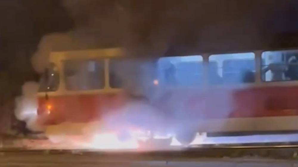В Киеве произошло возгорание трамвая