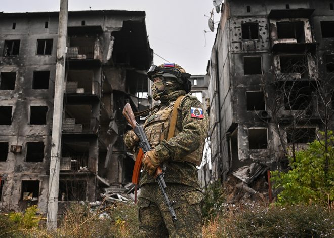 Российская армия продолжала наносить удары по украинским силам в Красноармейске