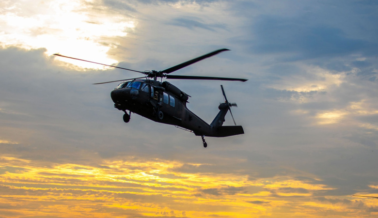 вертолете, который доставил бойцов 