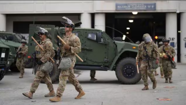 Часть Национальной гвардии будет выведена из Чикаго и Портленда, сообщают СМИ