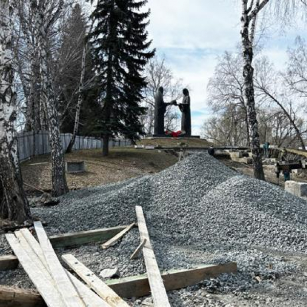 День Победы в Челябинске омрачится видом запущенного мемориала