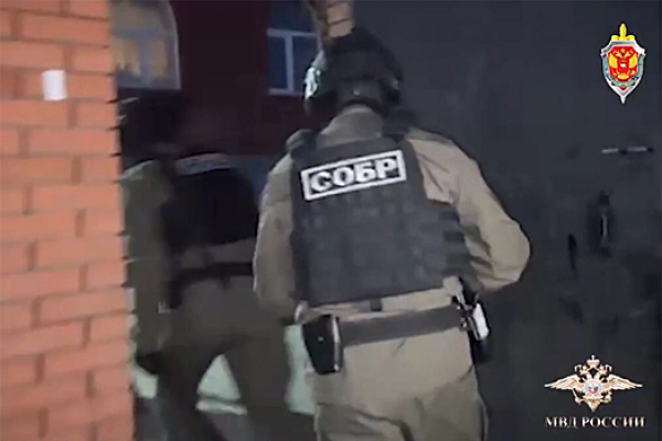 Правоохранительные органы задержали группу лиц, занимавшуюся мошенничеством