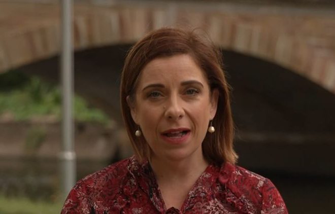 Министр связи «ужалила» почти на 100 000 долларов на авиабилеты в Нью-Йорк