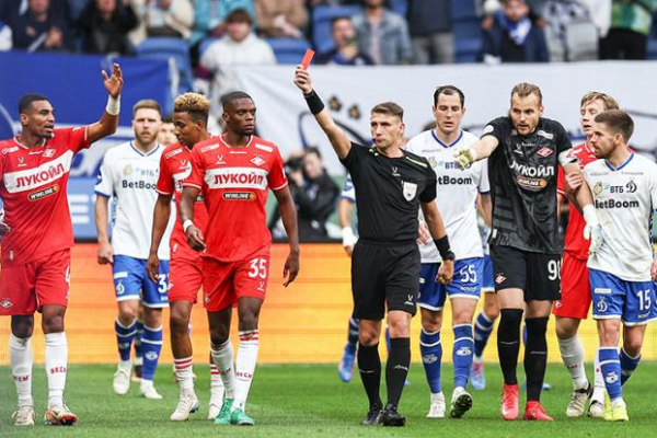 Кого из тренеров, Станковича или Карпина, уволят раньше? «Спартак» — «Динамо»