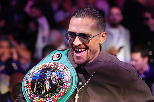 Усик рассказал о своих чувствах в связи с утратой статуса абсолютного чемпиона мира