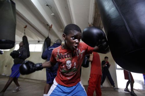 Как называются удары в боксе