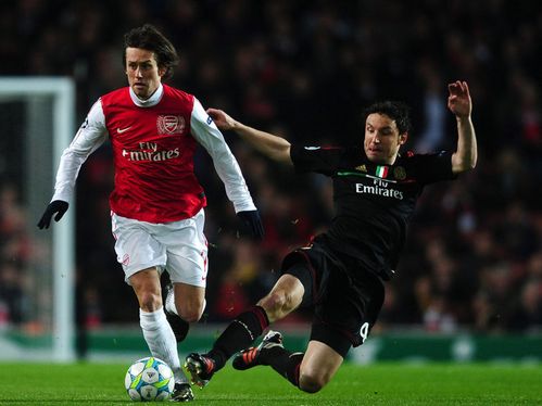 Арсенал-Милан 1/8 финала Лиги Чемпионов. Арсен Венгер верит в чудо!