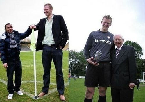 Самый высокий футболист в мире