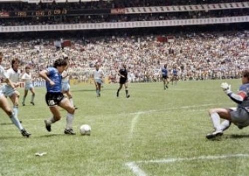 Самый красивый гол в истории футбола