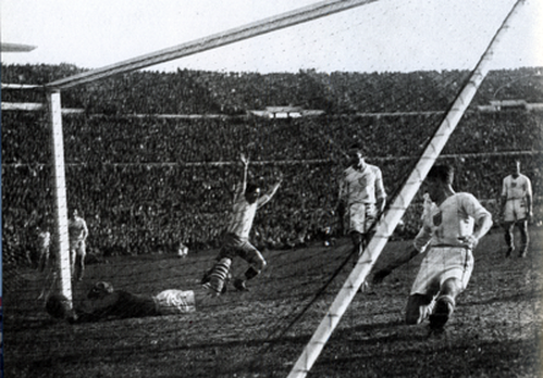 Первый чемпионат мира по футболу