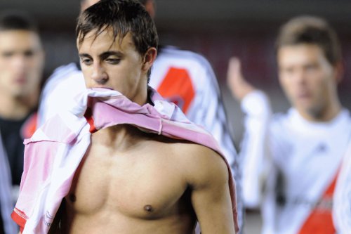 Самый маленький футболист в мире