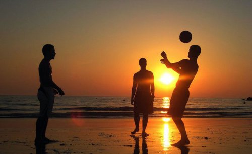 Как набивать мяч