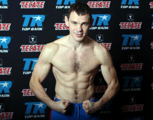 Егор Мехонцев (Россия) - Хаким Зулиха (Франция) 1 мая 2015