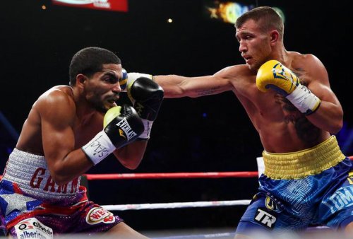 Василий Ломаченко (Украина) - Гамальер Родригес (Пуэрто-Рико) 2 мая 2015