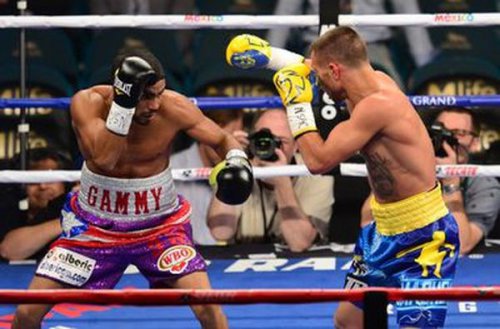 Василий Ломаченко (Украина) - Гамальер Родригес (Пуэрто-Рико) 2 мая 2015