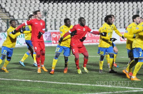 Уфа - Ростов  25.07.2015 в 16:00