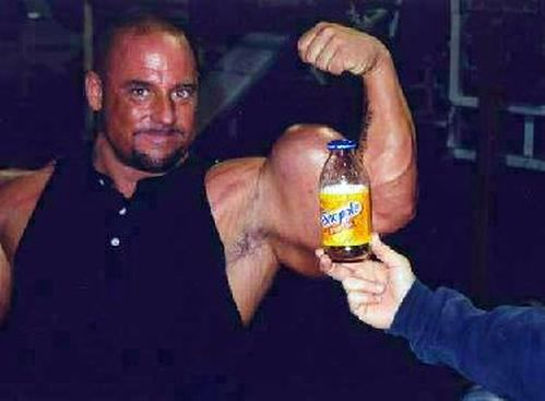 Самый большой бицепс в мире