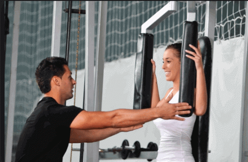 Тренировки в тренажерном зале Тренировки в тренажерном зале